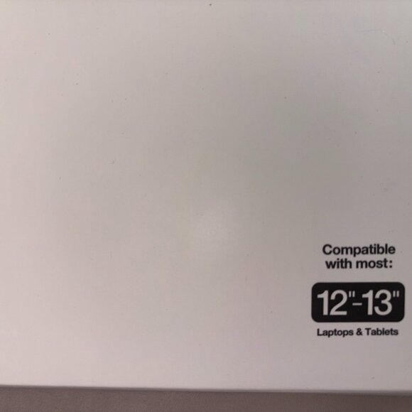 Incase Carry Zip Sleeve for 12”-13" Laptop Tablet- Blush Pink Travel Storage - Picture 2 of 4